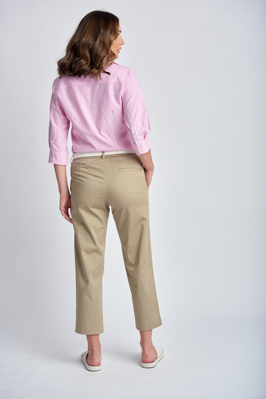 STRAIGHT LEG CROPPED PANT